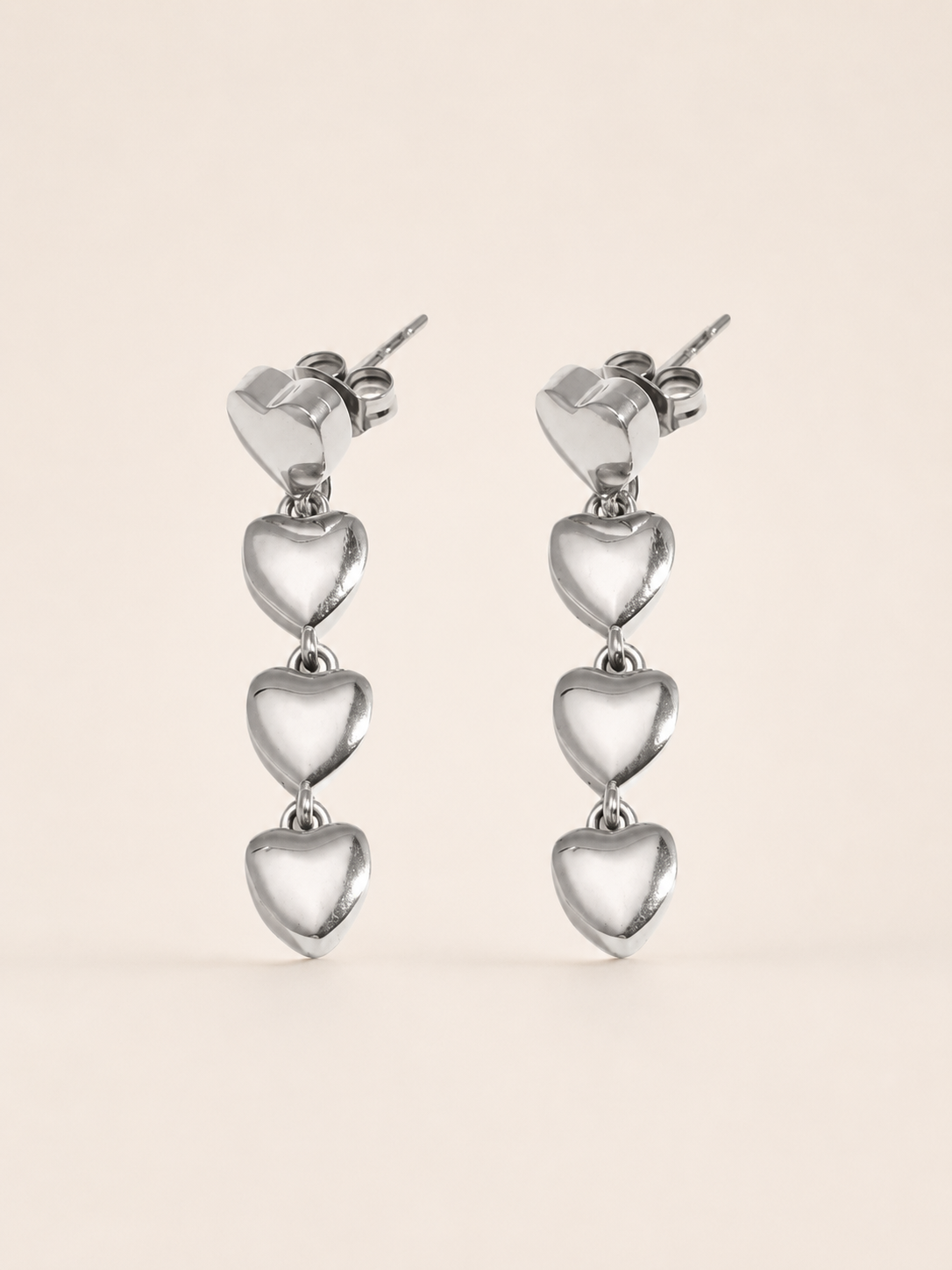 Pendientes con Tres Corazones